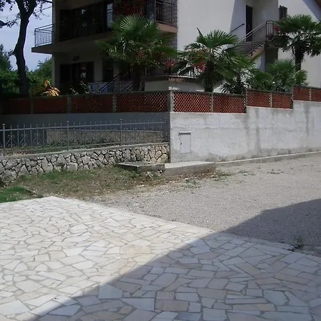 Διαμέρισμα Two-bedroom In Labin I