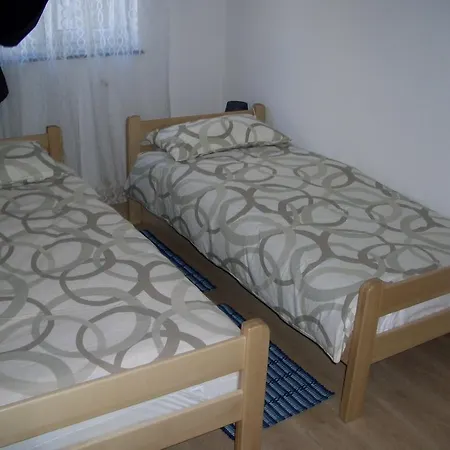 Two-bedroom In Labin I Strmac